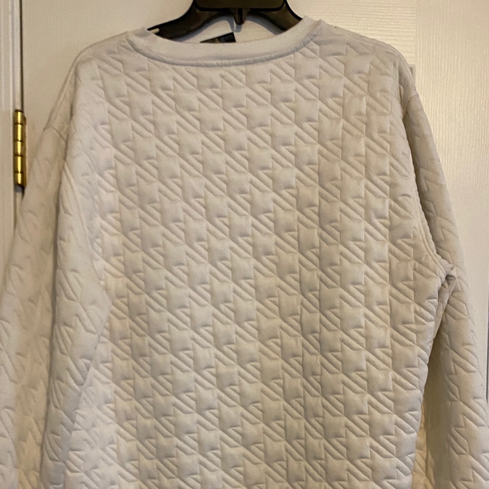 Quilted ivory sweatshirt xl